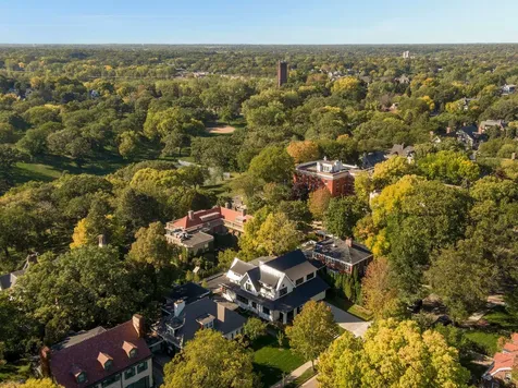 1910 Knox Avenue S Minneapolis MN 55403