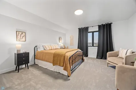 6090 Wildflower Drive S Fargo ND 58104