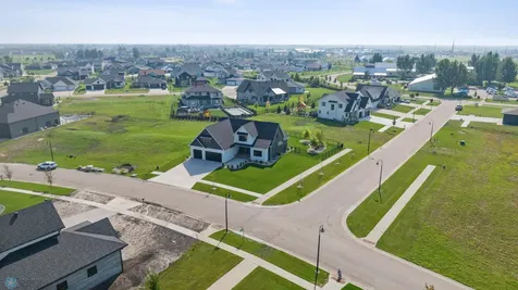 6090 Wildflower Drive S Fargo ND 58104