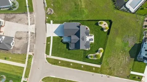6090 Wildflower Drive S Fargo ND 58104