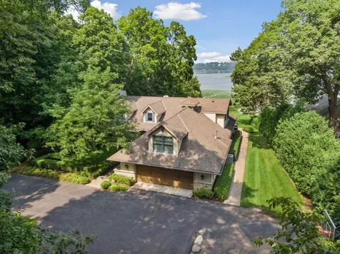 4115 Lotus Drive Minnetrista MN 55331