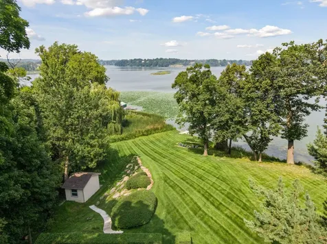 4115 Lotus Drive Minnetrista MN 55331