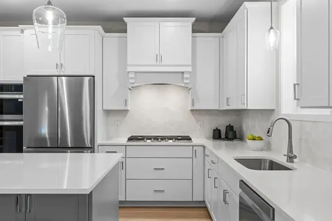 2817 Victoria Street N Roseville MN 55113