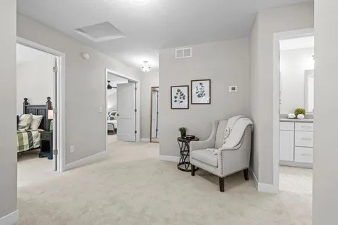 2817 Victoria Street N Roseville MN 55113