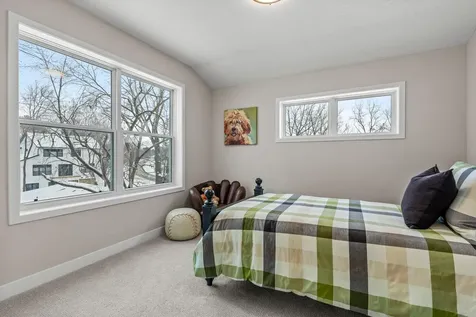 2817 Victoria Street N Roseville MN 55113