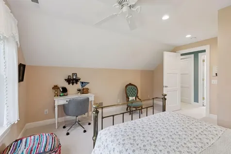 3698 Woodland Cove Parkway Minnetrista MN 55331