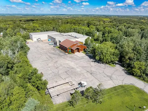 454 County Road Vv Somerset WI 54025