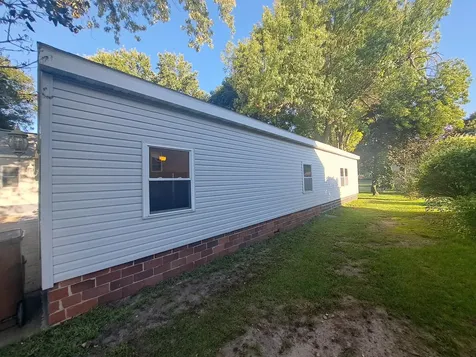 202 Northern Avenue E Hollandale MN 56045