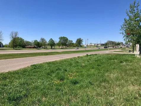 X1400 W Lincoln Avenue Fergus Falls MN 56537