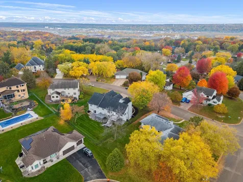 1162 Lakewood Drive S Maplewood MN 55119