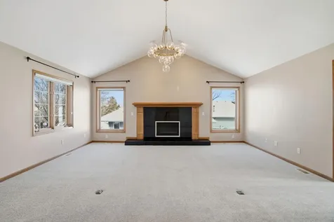 1162 Lakewood Drive S Maplewood MN 55119