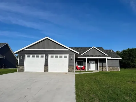 1003 8th Avenue NW Perham MN 56573