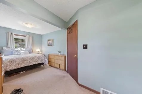 7181 Lakeview Drive Circle Pines MN 55014