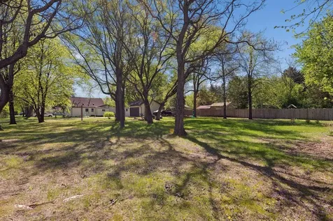 7181 Lakeview Drive Circle Pines MN 55014