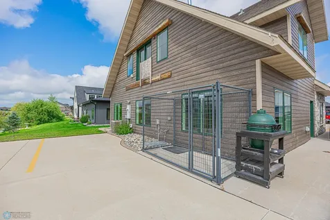 3251 Oak Ridge Loop E West Fargo ND 58078