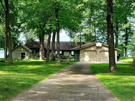 21414 Beach Road Deerwood MN 56444