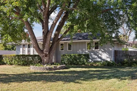 6733 Emerson Avenue N Brooklyn Center MN 55430