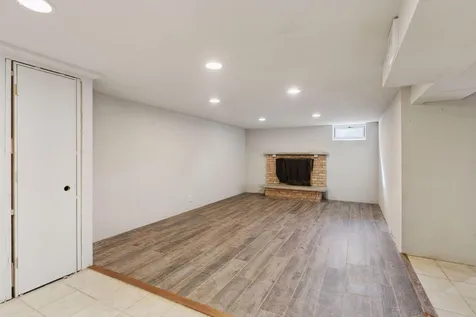 6733 Emerson Avenue N Brooklyn Center MN 55430