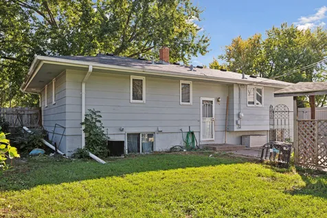 6733 Emerson Avenue N Brooklyn Center MN 55430