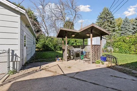 6733 Emerson Avenue N Brooklyn Center MN 55430