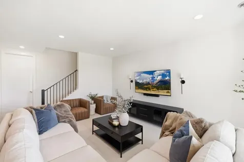 11184 Johnson Ridge Eden Prairie MN 55347