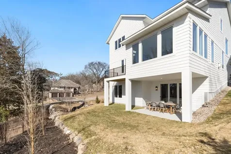 11184 Johnson Ridge Eden Prairie MN 55347