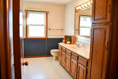 1206 S Shore Drive Worthington MN 56187