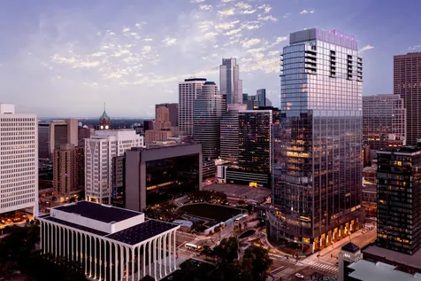 255 Hennepin Avenue Minneapolis MN 55401