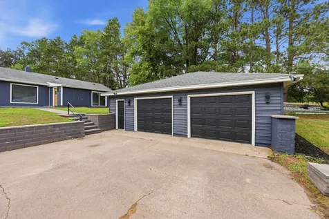 3941 357th Avenue NW Cambridge MN 55008