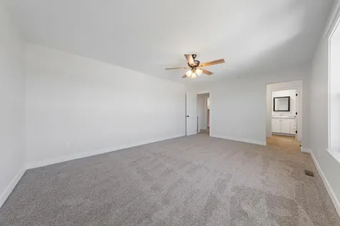 819 Viburnum Street Belle Plaine MN 56011
