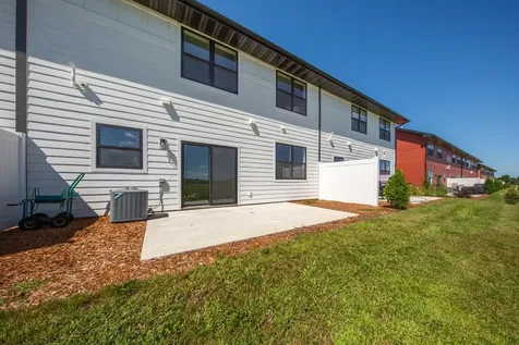819 Viburnum Street Belle Plaine MN 56011