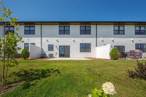 819 Viburnum Street Belle Plaine MN 56011