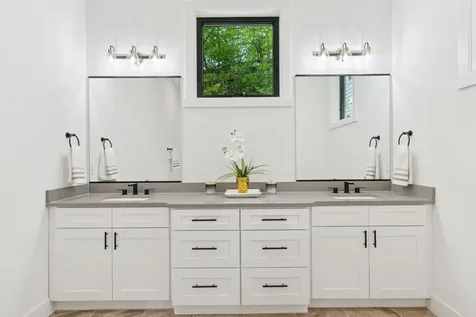 5742 Shady Oak Road S Minnetonka MN 55343