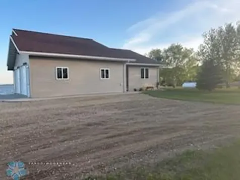 13902 87th Street SE Milnor ND 58060