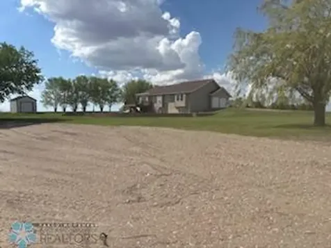 13902 87th Street SE Milnor ND 58060