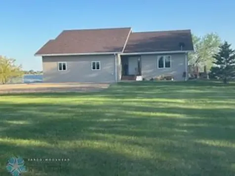 13902 87th Street SE Milnor ND 58060