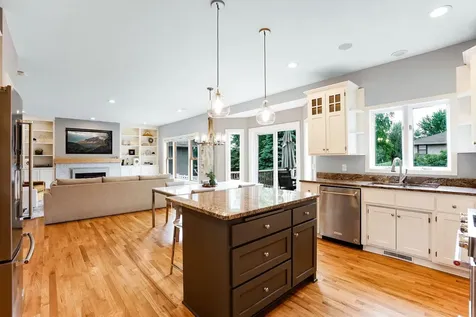 6747 Empire Court N Maple Grove MN 55311