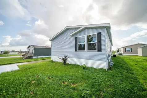 2009 Osprey Pl NW Stewartville MN 55976