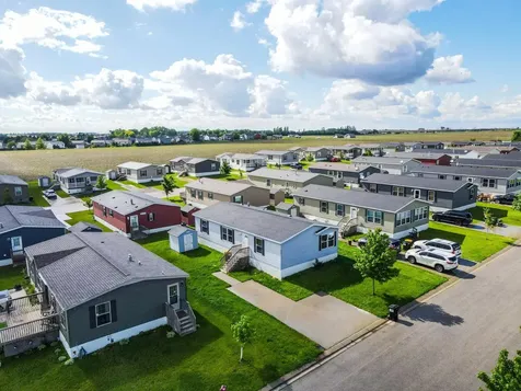 2009 Osprey Pl NW Stewartville MN 55976