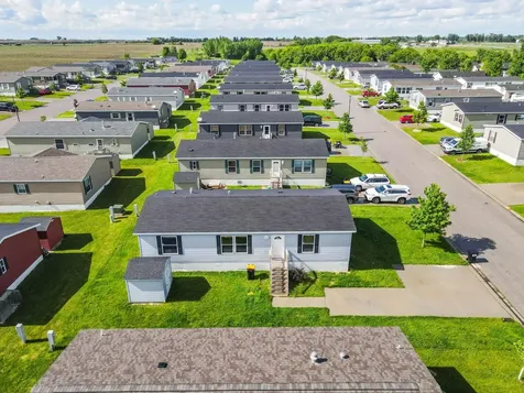 2009 Osprey Pl NW Stewartville MN 55976