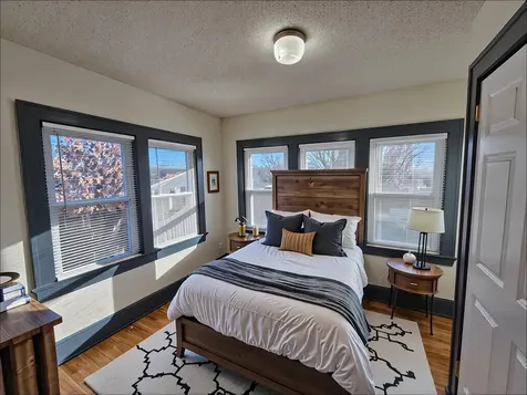 2020 E Franklin Avenue Minneapolis MN 55404