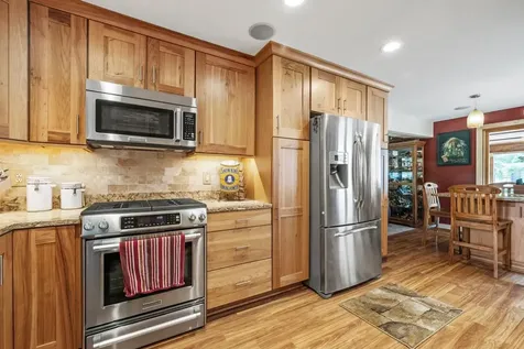 2511 Carver Avenue E Maplewood MN 55119