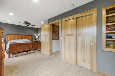 2511 Carver Avenue E Maplewood MN 55119