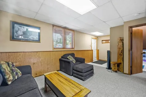 2511 Carver Avenue E Maplewood MN 55119