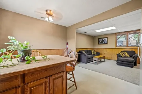 2511 Carver Avenue E Maplewood MN 55119