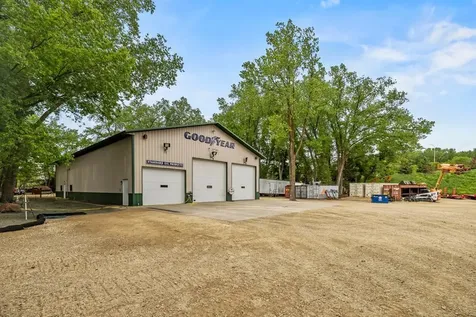 2511 Carver Avenue E Maplewood MN 55119