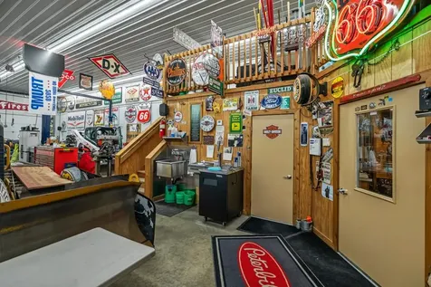 2511 Carver Avenue E Maplewood MN 55119