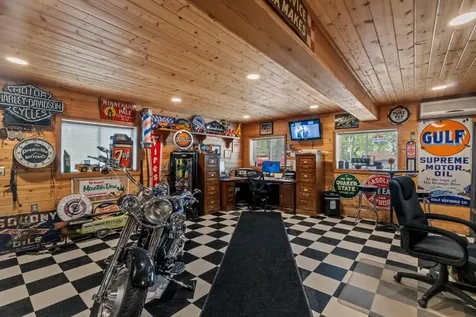 2511 Carver Avenue E Maplewood MN 55119
