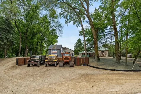 2511 Carver Avenue E Maplewood MN 55119