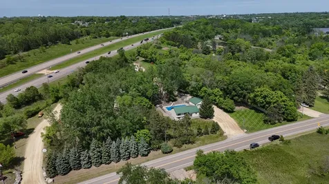 2511 Carver Avenue E Maplewood MN 55119